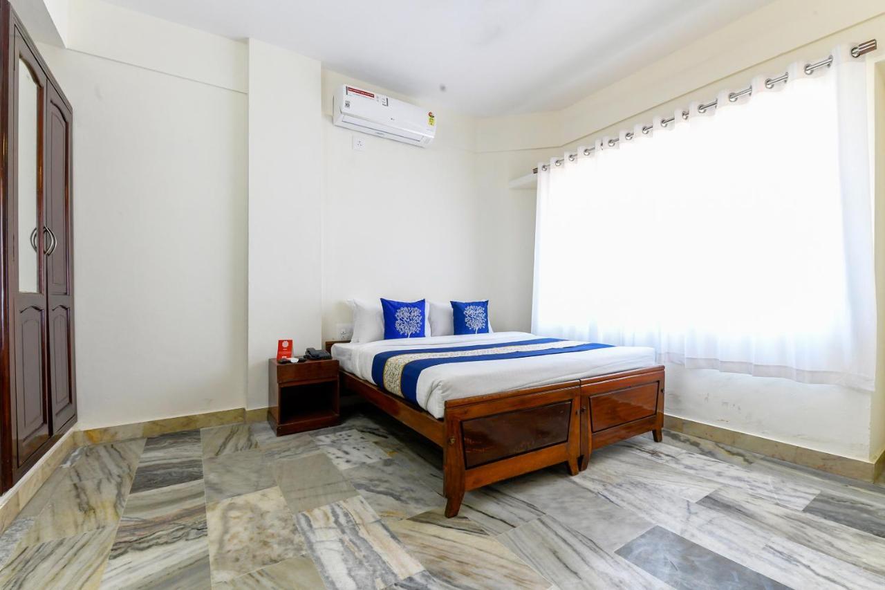 Oyo 11328 Hotel Chandrika Residency Kochi Eksteriør billede