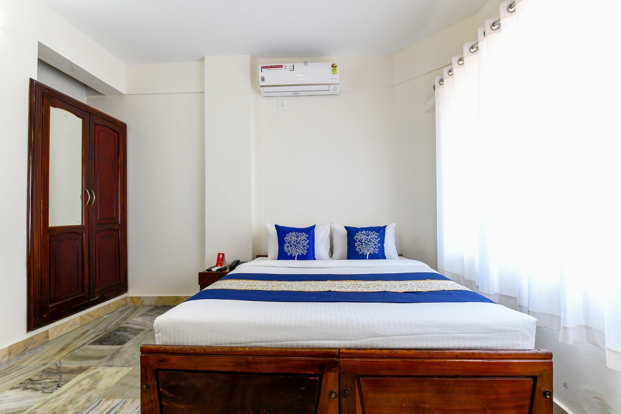 Oyo 11328 Hotel Chandrika Residency Kochi Eksteriør billede