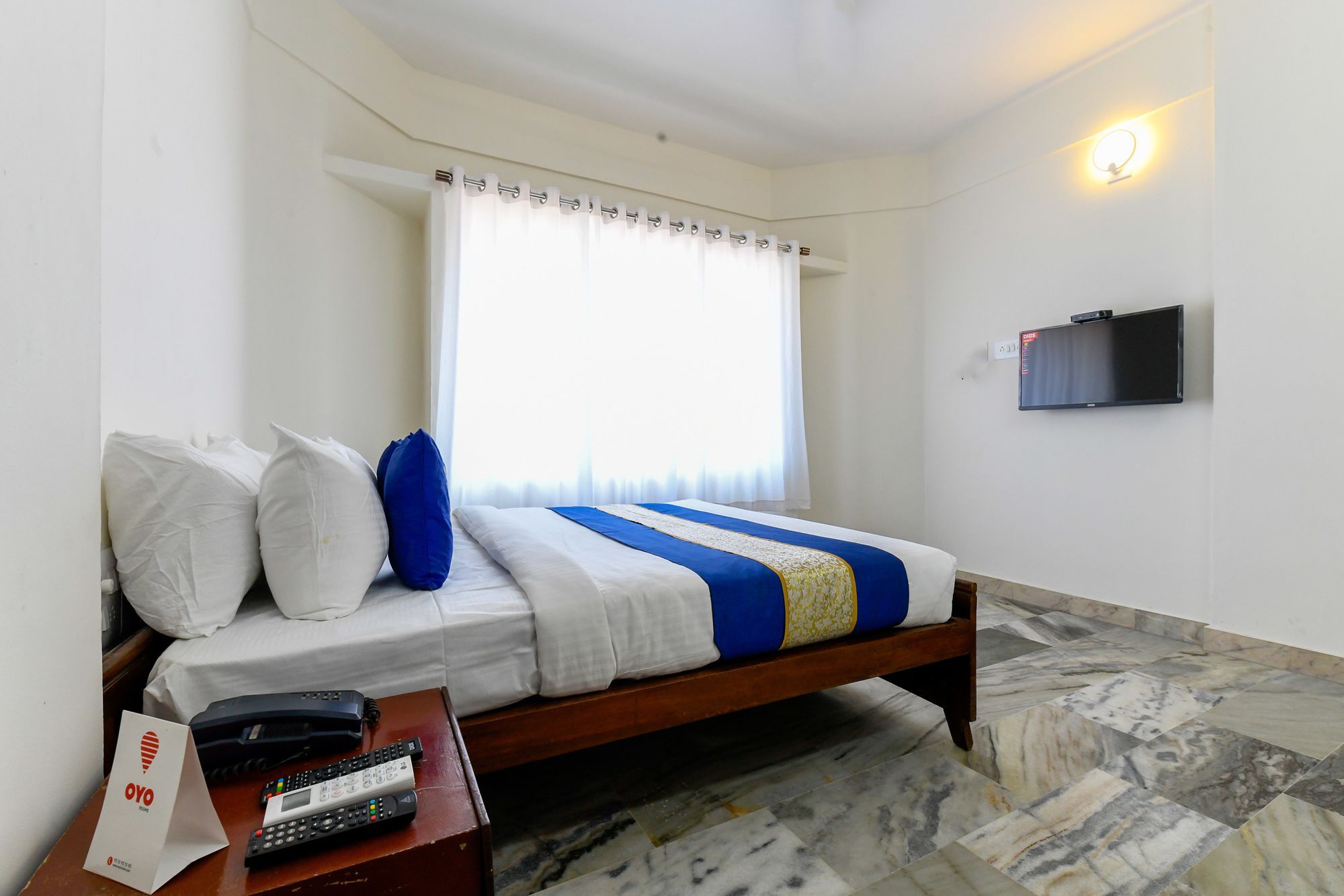 Oyo 11328 Hotel Chandrika Residency Kochi Eksteriør billede