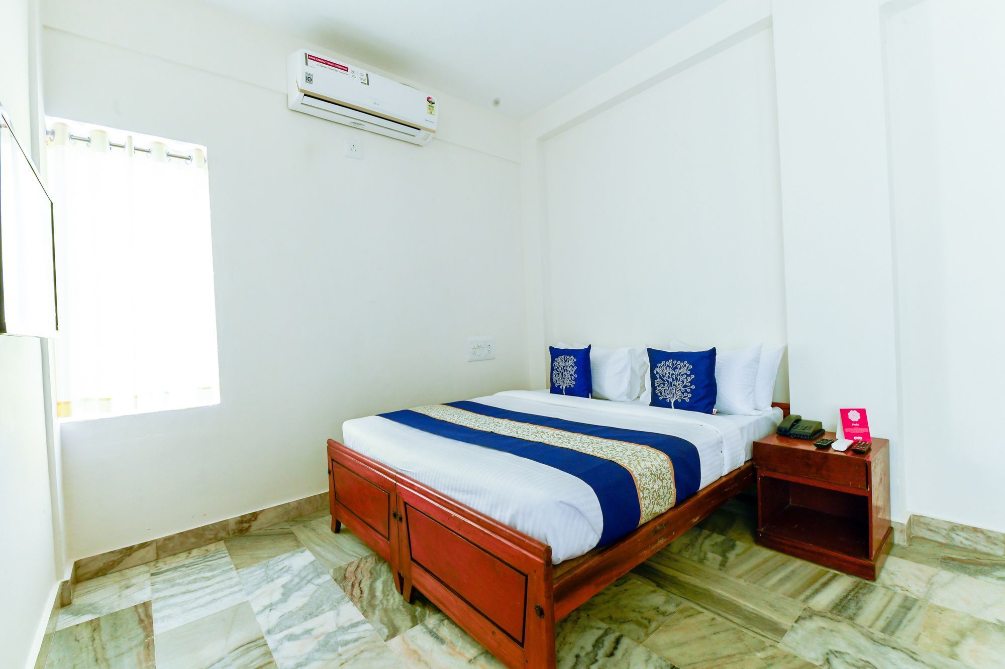 Oyo 11328 Hotel Chandrika Residency Kochi Eksteriør billede